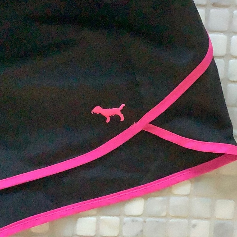 Pink shorts - Picture 3 of 3